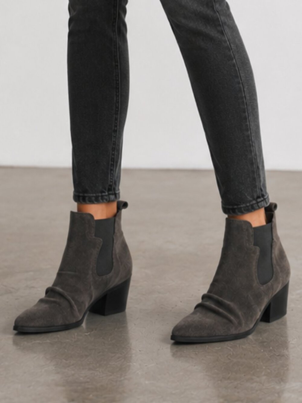 COCONUTS BY MATISSE Brown Faux Suede Ankle Distressed Western Booties 7.5 NWOB
